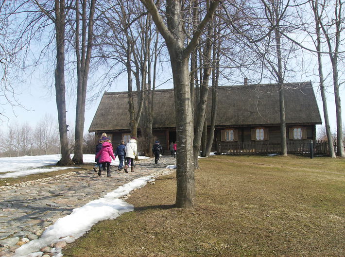 16-3.jpg 16-3