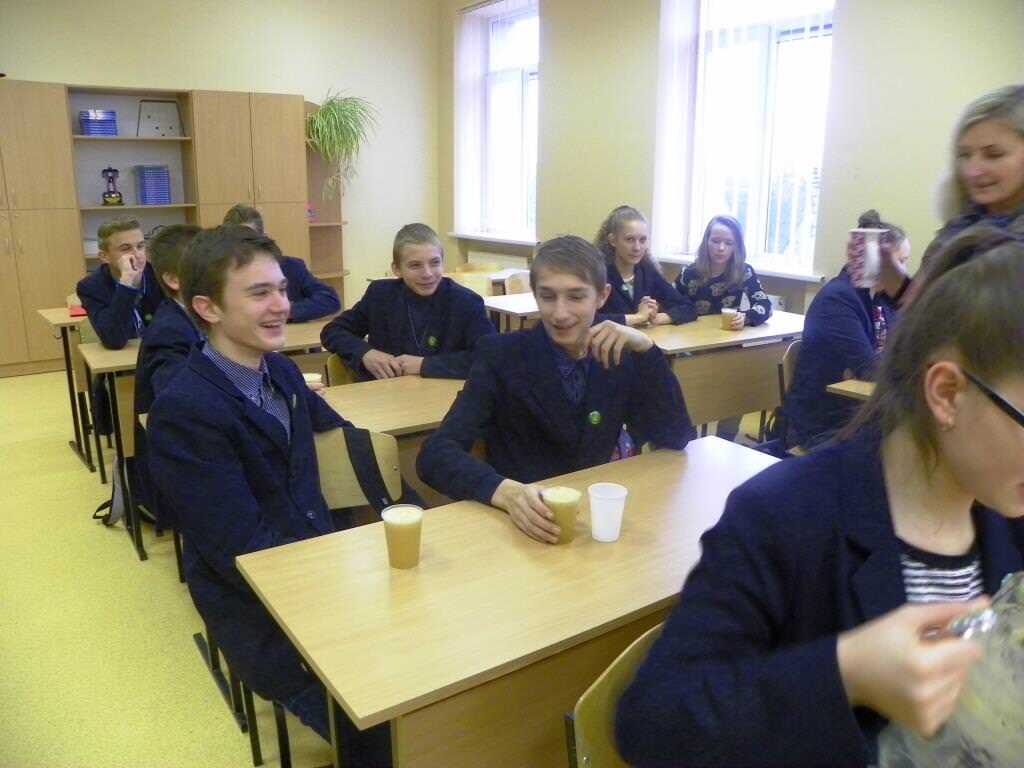 100_1710