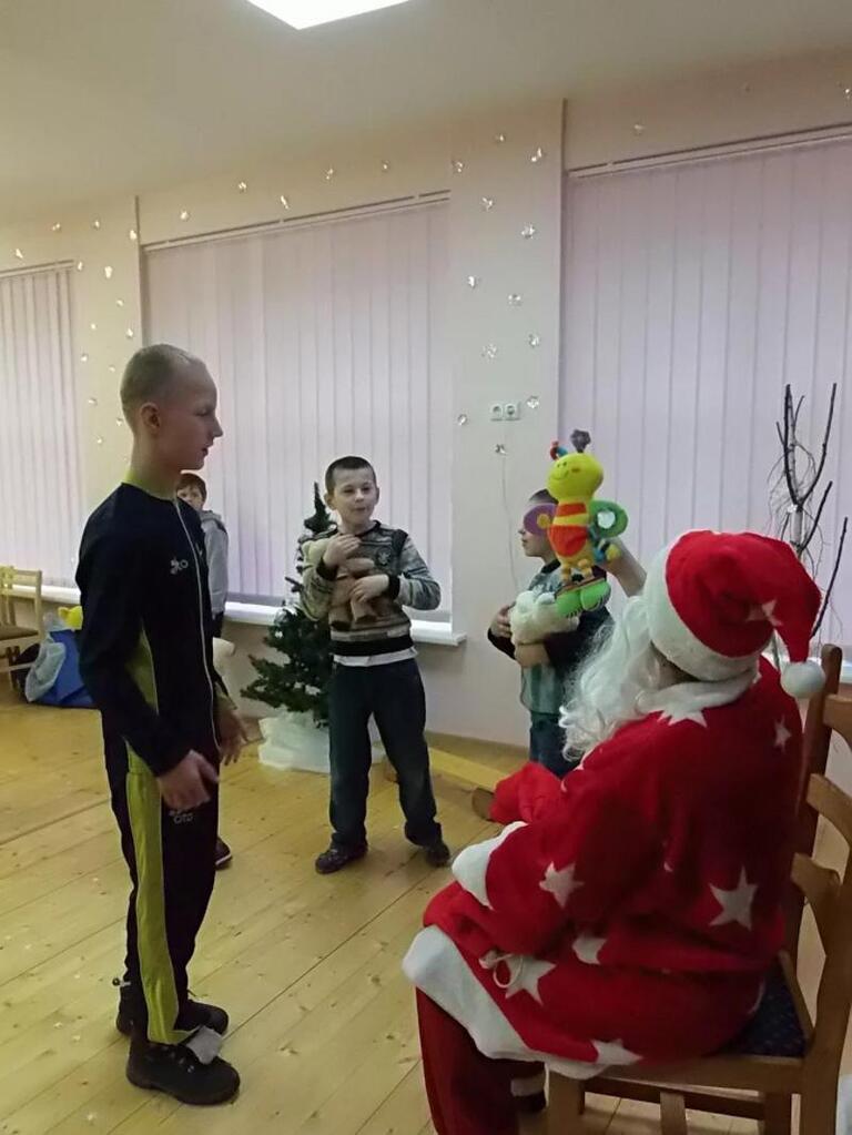 PC220606.webp.JPG