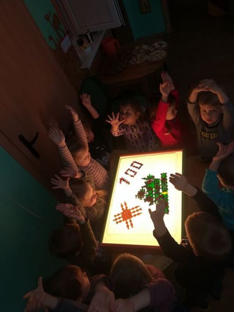 27394712_1537696669611706_1691951302_n