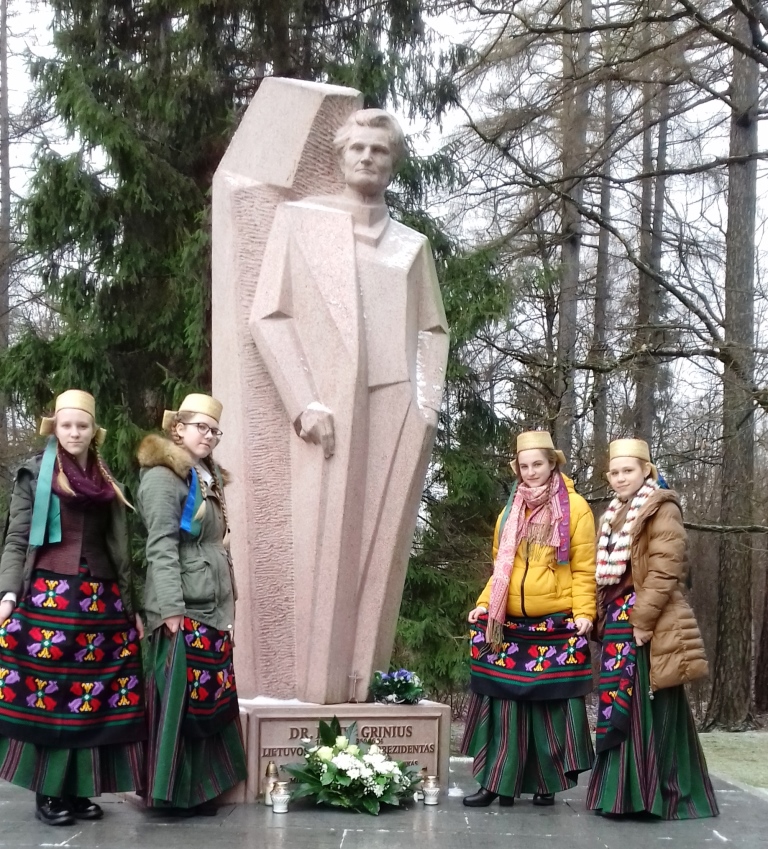 2018-12-14_12.33.48.jpg 2018-12-14_12.33.48