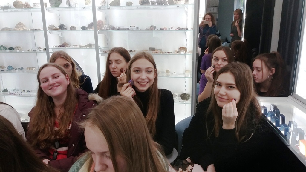 20191009_131337.jpg 20191009_131337
