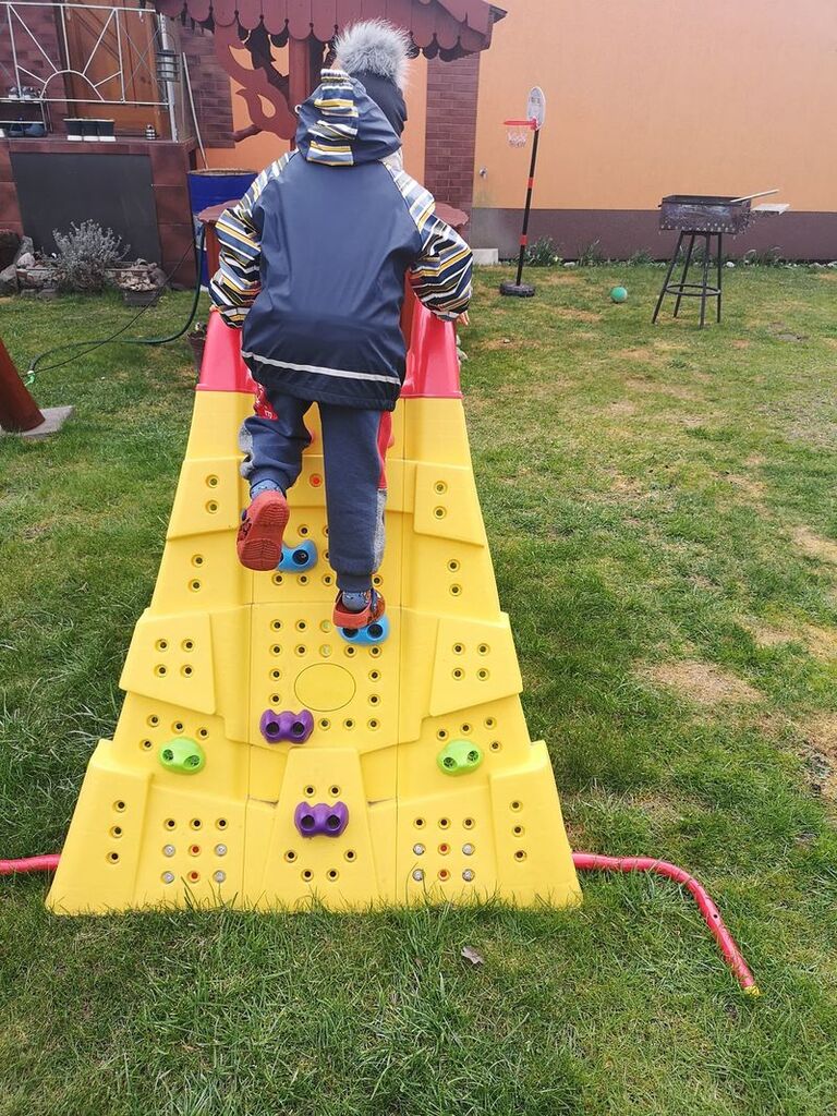 94572691_214129733223076_8699736612038246400_n