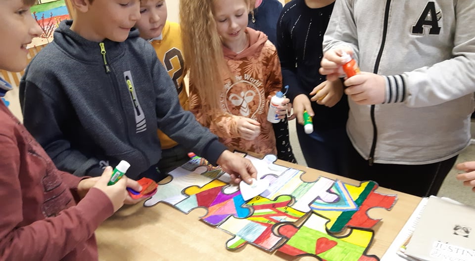 125762255_676089302971496_7136786355255646061_n.jpg 125762255_676089302971496_7136786355255646061_n