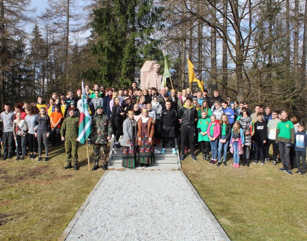 25.jpg 25