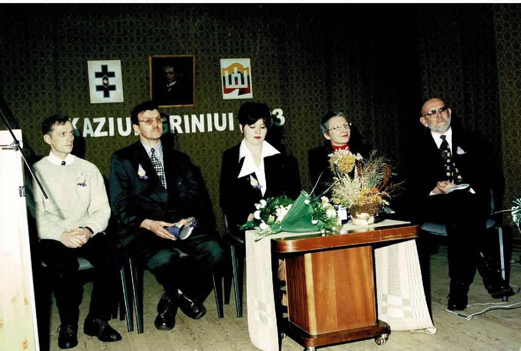 8.jpg 8