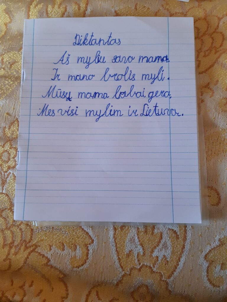 4.jpg 4