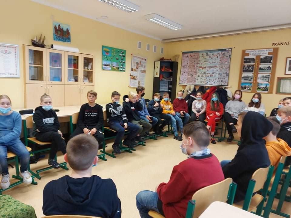 received_1077834619618333.jpg received_1077834619618333