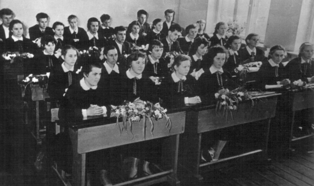 13 laidos bendrakeleiviai, 1961